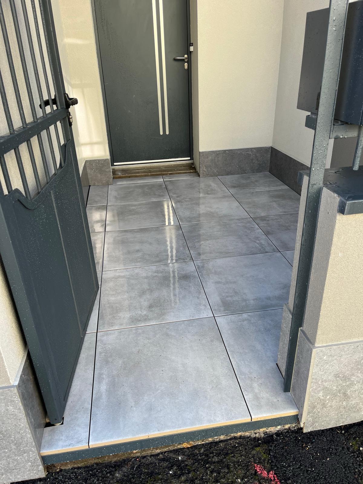 Dalle extérieur grise 60x60cm 20mm d'épaisseur