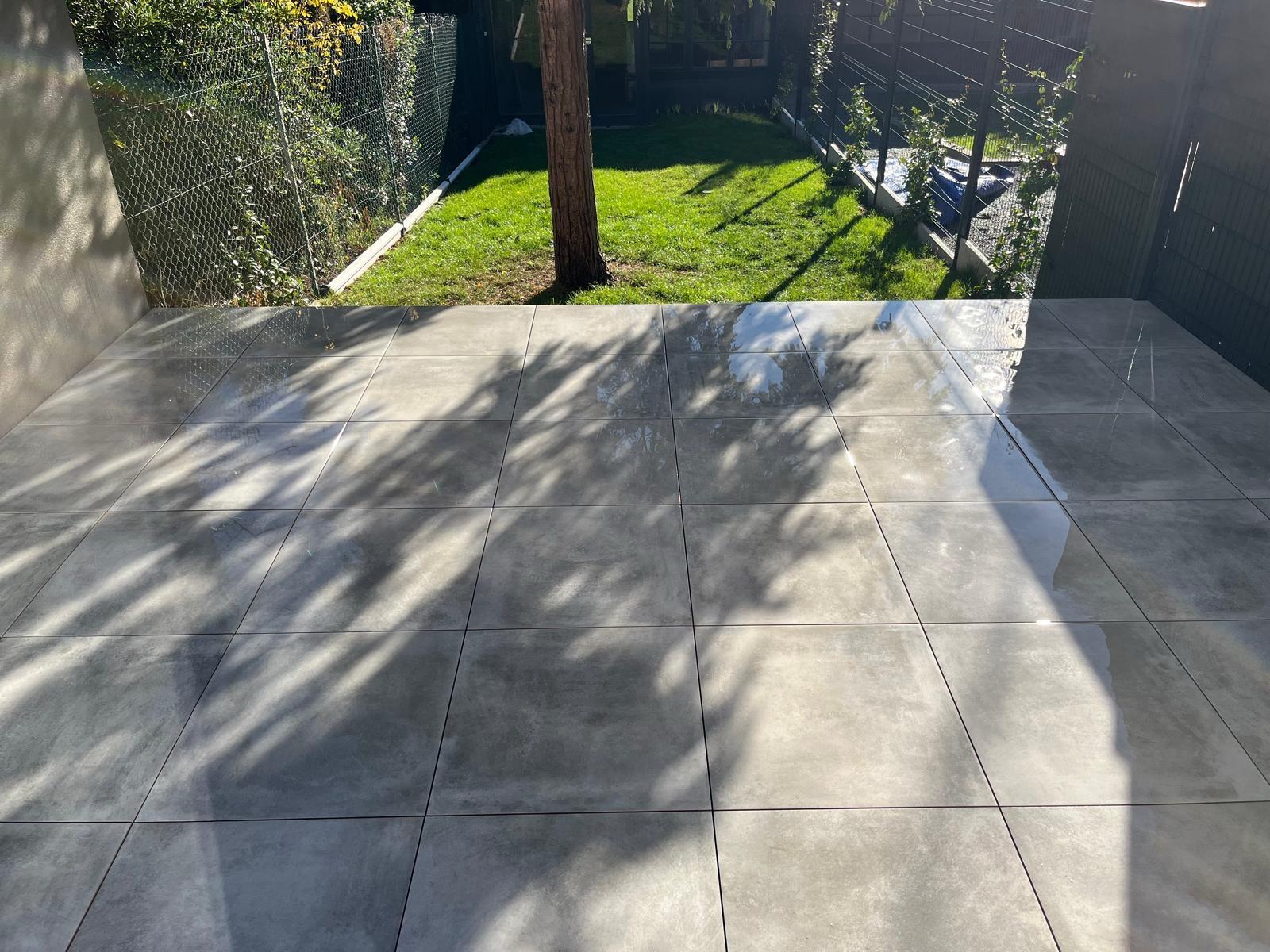 Dalle extérieur grise 60x60cm 20mm d'épaisseur